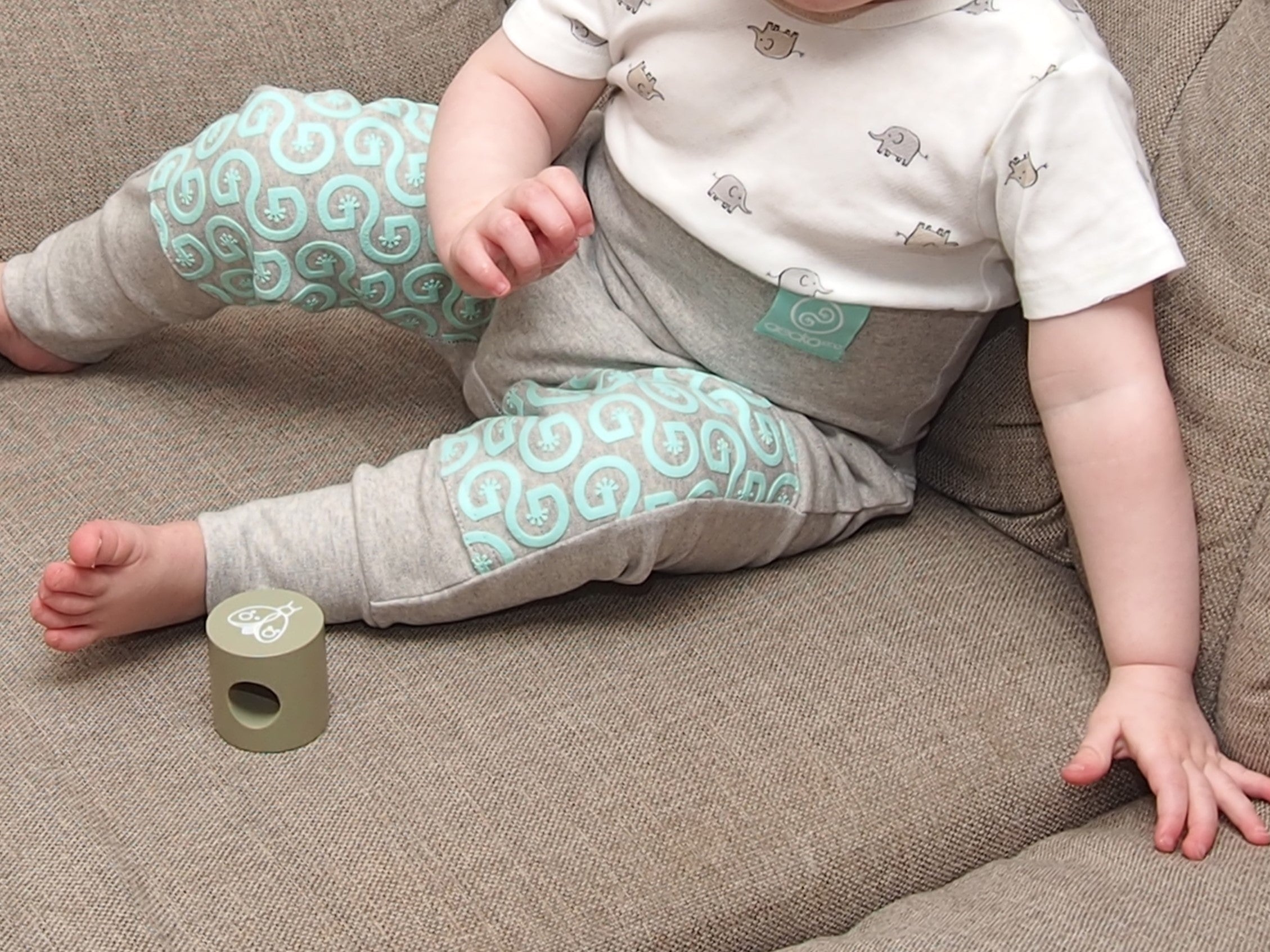 The Benefits of Anti-Slip Infant Clothing: Baby Safety and Confidence in Every Move